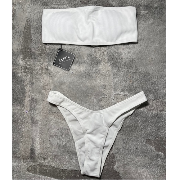 ZAFUL | SMALL | WHITE BANDEAU BIKINI - Picture 3 of 3